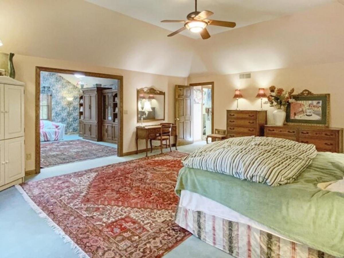 5 bedrooms House in Brookfield, USA No. 433296