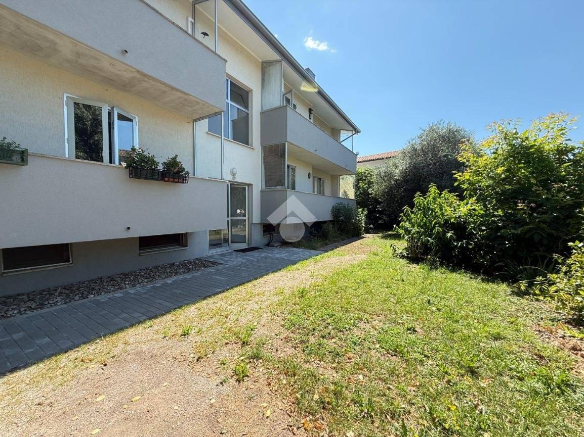 Apartamento T2 em Udine, Italy N.º 280571