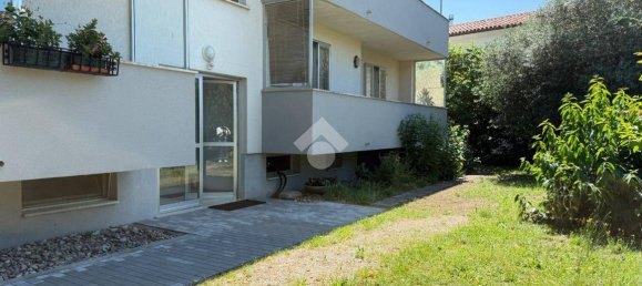 Apartamento T2 em Udine, Italy N.º 280571 13