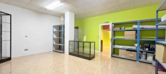 132m² Commercial property in Mino, Spain No. 50459 11