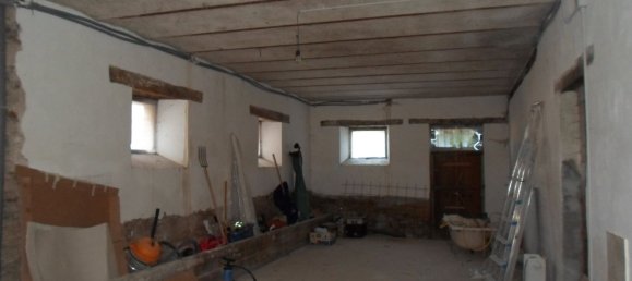 5 rooms House in Comunanza, Italy No. 142148 45