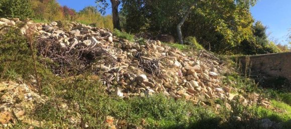 5 rooms House in Comunanza, Italy No. 142148 37