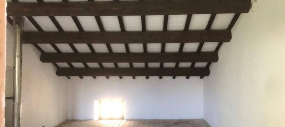 5 rooms House in Comunanza, Italy No. 142148 33