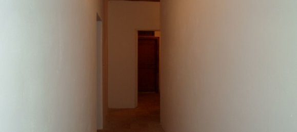 5 rooms House in Comunanza, Italy No. 142148 9