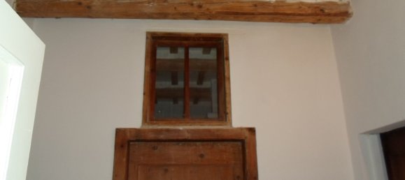 5 rooms House in Comunanza, Italy No. 142148 4