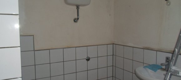 5 rooms House in Comunanza, Italy No. 142148 23