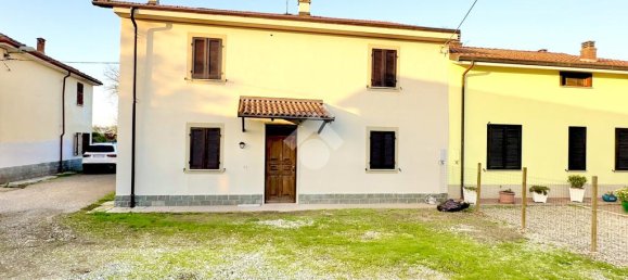 Casa T2 em Tortona, Italy N.º 33953 2