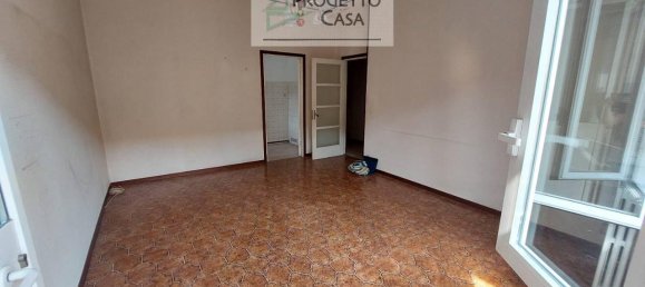 4 rooms Apartment in Omegna, Italy No. 19992 3