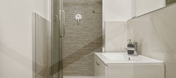 4-Zimmer Wohnung in Milan, Italy, Nr. 240349 6