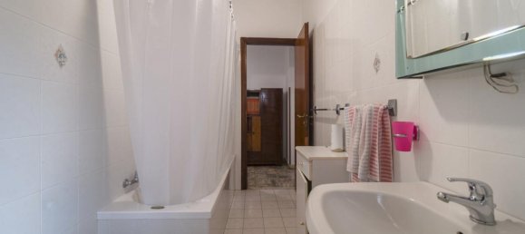 6 rooms Apartment in Messina, Italy No. 39344 44