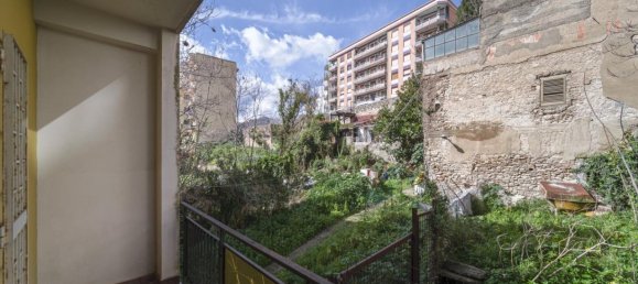 6 rooms Apartment in Messina, Italy No. 39344 78