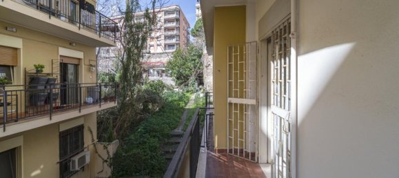 6 rooms Apartment in Messina, Italy No. 39344 7