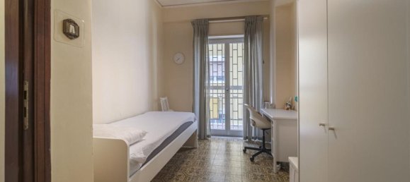 6 rooms Apartment in Messina, Italy No. 39344 39