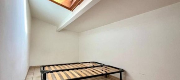 1 bedroom Apartment in Florence, Italy No. 330094 9