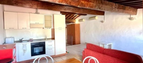 1 bedroom Apartment in Florence, Italy No. 330094 3