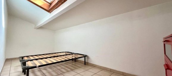 1 bedroom Apartment in Florence, Italy No. 330094 8