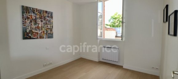 2 bedrooms Apartment in Orleans, France No. 76603 8