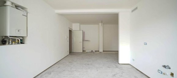 3غرفة شقة في Palo del Colle, Italy رقم 39357 2