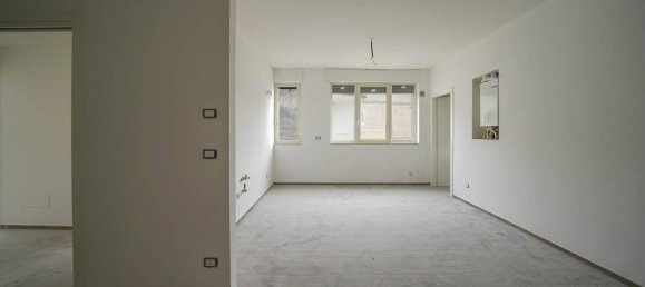 3غرفة شقة في Palo del Colle, Italy رقم 39357 3