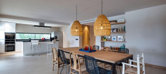 6 bedrooms Villa in Marbella, Spain No. 59456 10