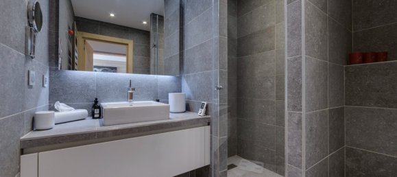 1 bedroom Apartment in Val-d'Isere, France No. 1127 7