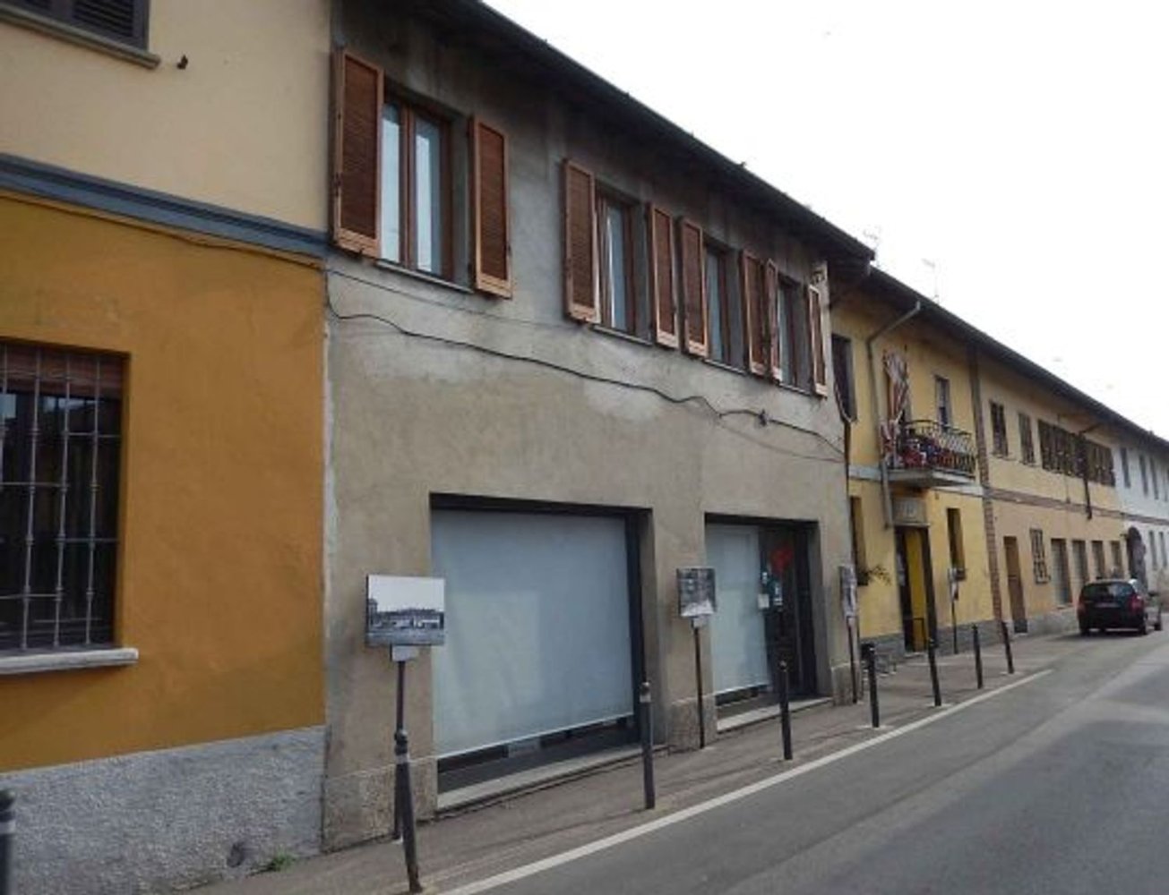 5-salle Maison à Cornaredo, Italy No. 70707