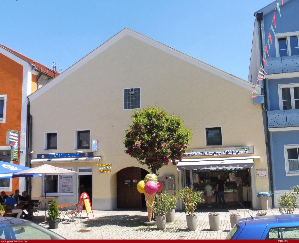 6 Schlafzimmer Gebäude in Kelheim, Germany, Nr. 1878