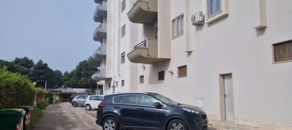 4-Zimmer Wohnung in Taranto, Italy, Nr. 37385 2