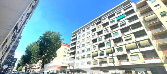 2 rooms Office in Rome, Italy No. 298645 23