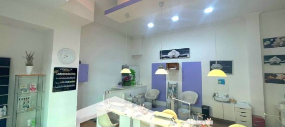 2 rooms Office in Rome, Italy No. 298645 3