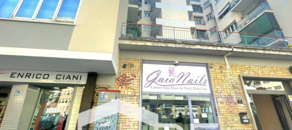 2 rooms Office in Rome, Italy No. 298645 11