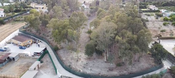  Land in Estepona, Spain No. 191134 8