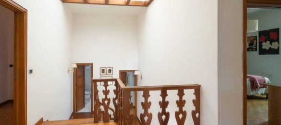 5 bedrooms Villa in Serravalle Pistoiese, Italy No. 143172 16