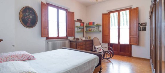 5 bedrooms Villa in Serravalle Pistoiese, Italy No. 143172 12