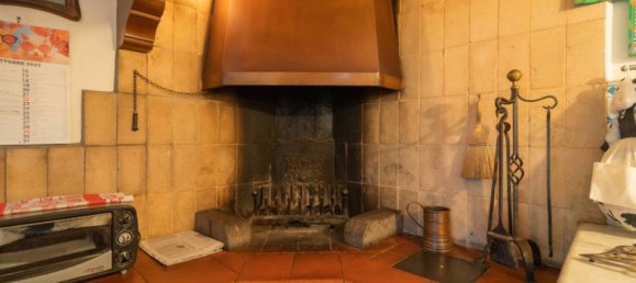 5 bedrooms Villa in Serravalle Pistoiese, Italy No. 143172 10