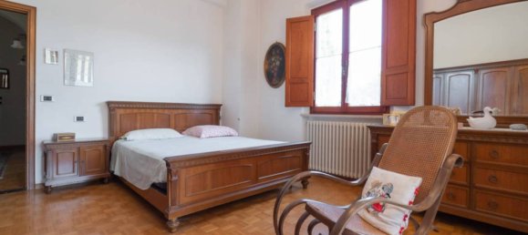 5 bedrooms Villa in Serravalle Pistoiese, Italy No. 143172 11