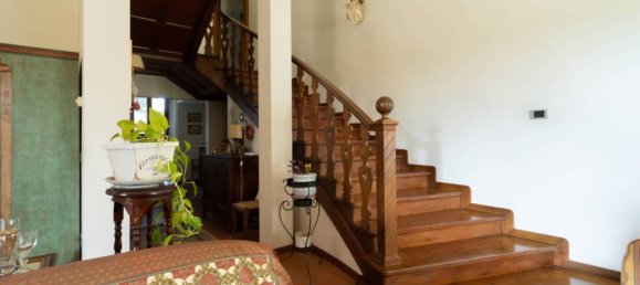 5 bedrooms Villa in Serravalle Pistoiese, Italy No. 143172 4