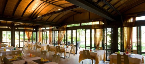 5-Zimmer Gewerbliche Immobilie in Serra de' Conti, Italy, Nr. 225876 12