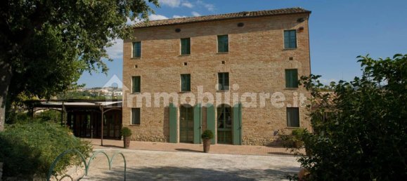 5-Zimmer Gewerbliche Immobilie in Serra de' Conti, Italy, Nr. 225876 2