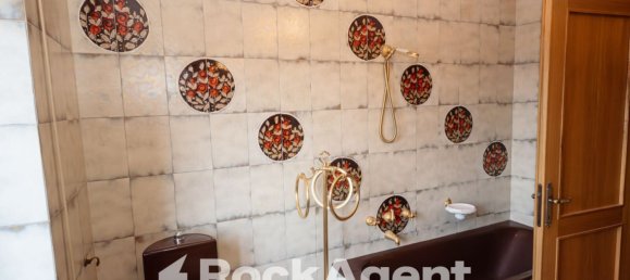 6 rooms Apartment in Viterbo, Italy No. 12684 18