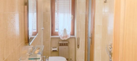 6 rooms Apartment in Viterbo, Italy No. 12684 20