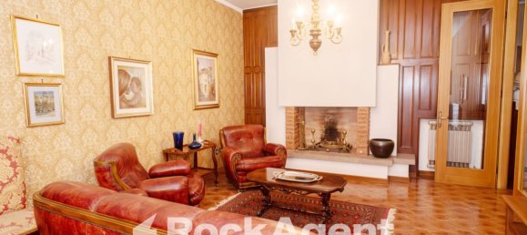 6 rooms Apartment in Viterbo, Italy No. 12684 7