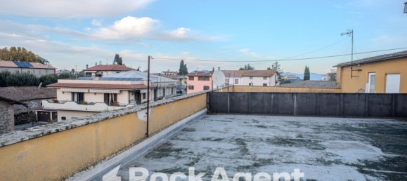 6 rooms Apartment in Viterbo, Italy No. 12684 27