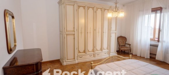 6 rooms Apartment in Viterbo, Italy No. 12684 13