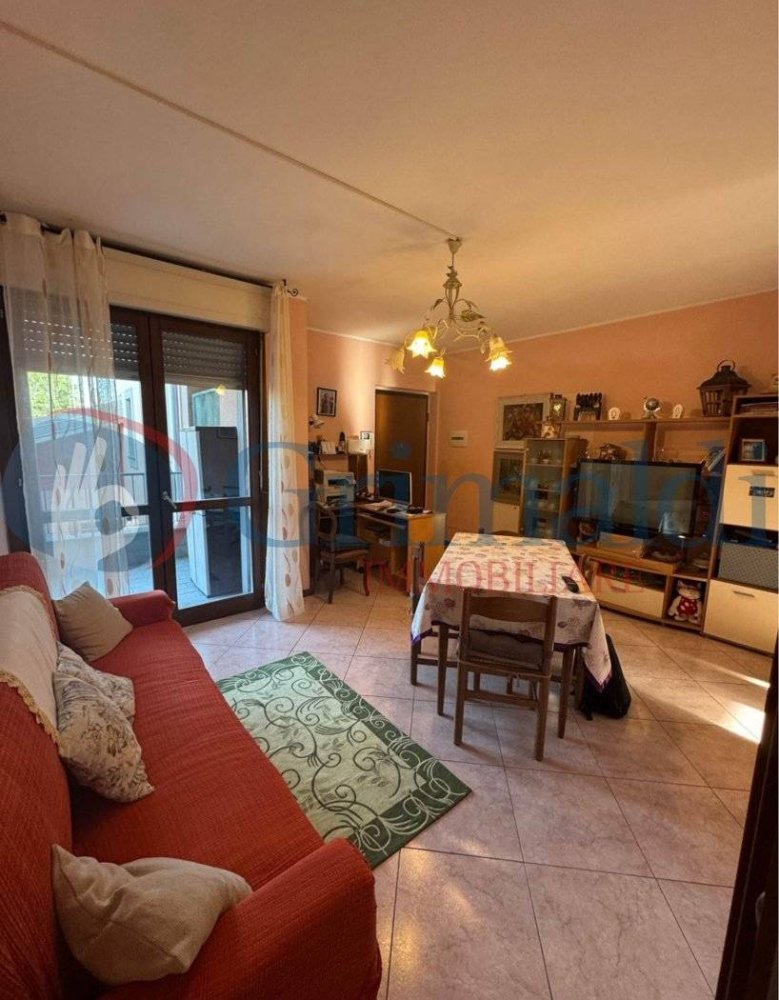 2 bedrooms Apartment in Lungavilla, Italy No. 6984