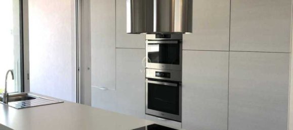 3 bedrooms Apartment in Limassol, Cyprus No. 19403 7