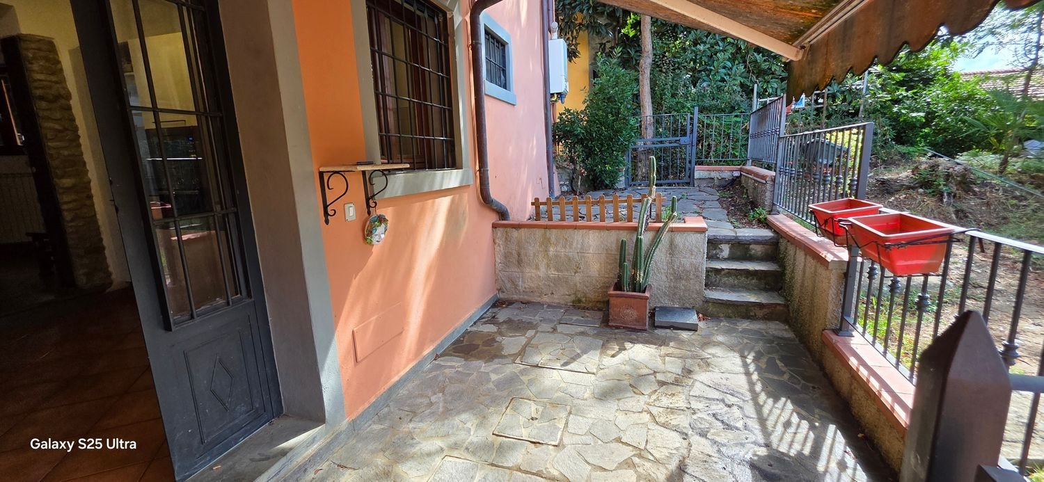 4 bedrooms Apartment in Lastra a Signa, Italy No. 337012