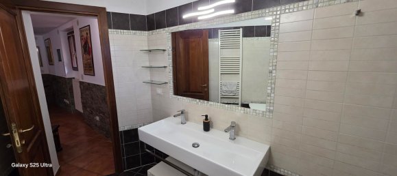 4 bedrooms Apartment in Lastra a Signa, Italy No. 337012 16