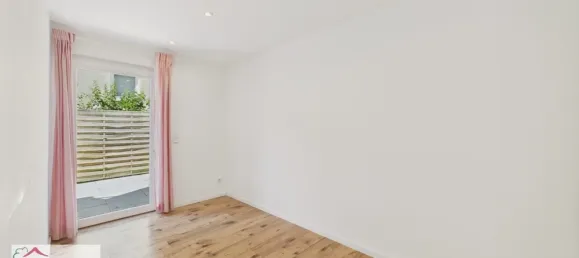 Квартира с 2 спальнями в Мерциг-Вадерн, Германия № 363896 3