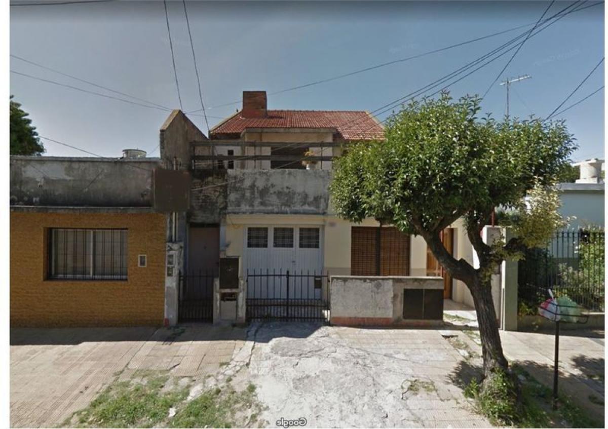 2 bedrooms House in Bermudez, Argentina No. 81141